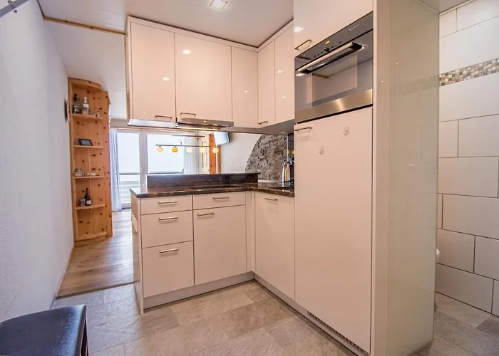 Apartment Alexandra 611 By