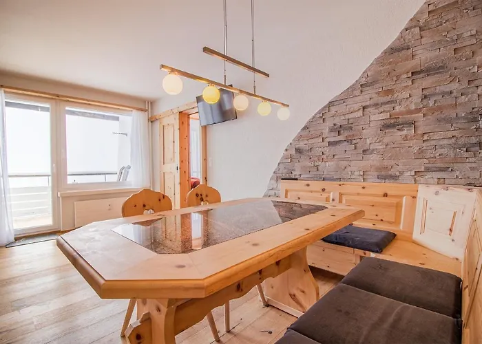 Alexandra 611 By * Arosa